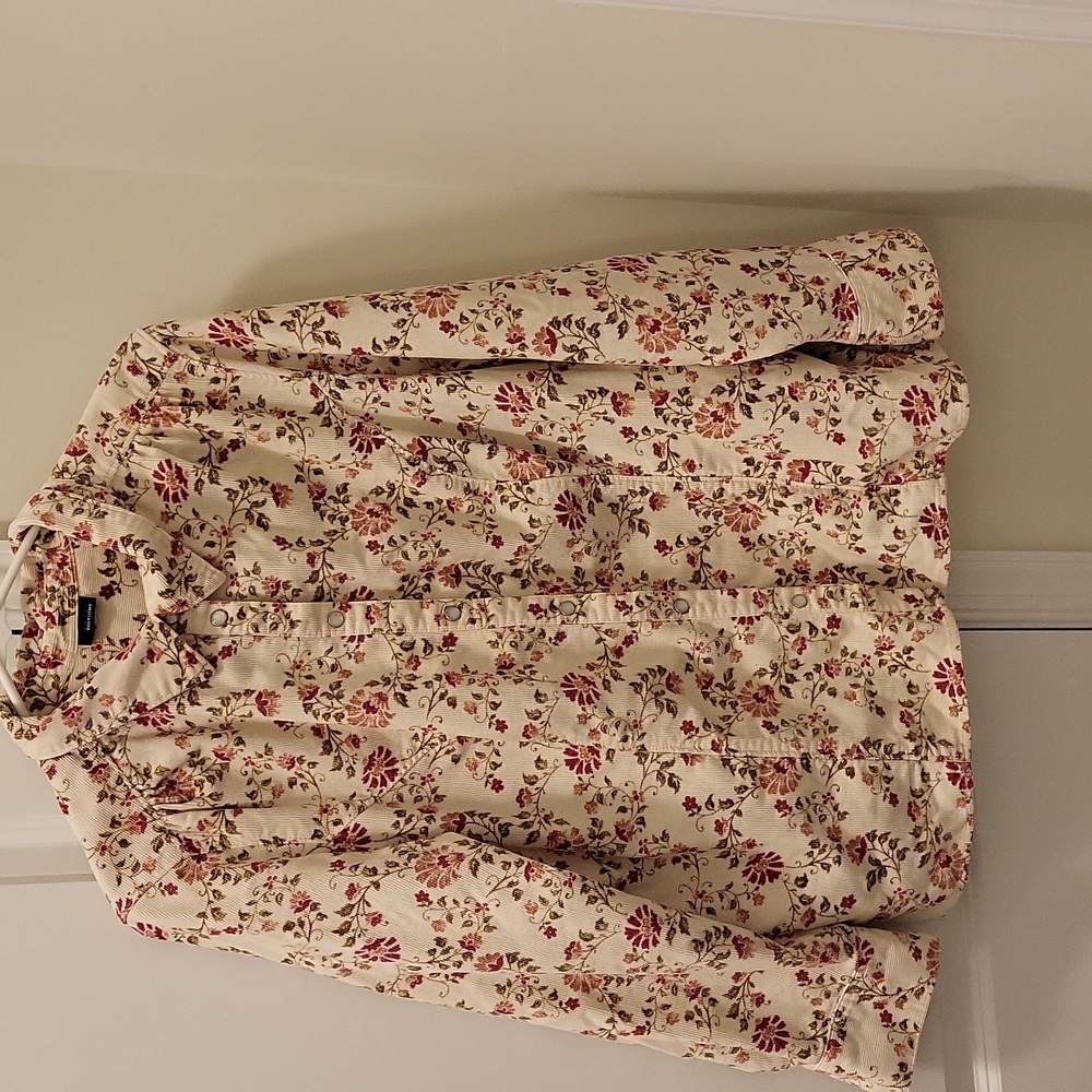 Basic Edition floral jacket. Size 16